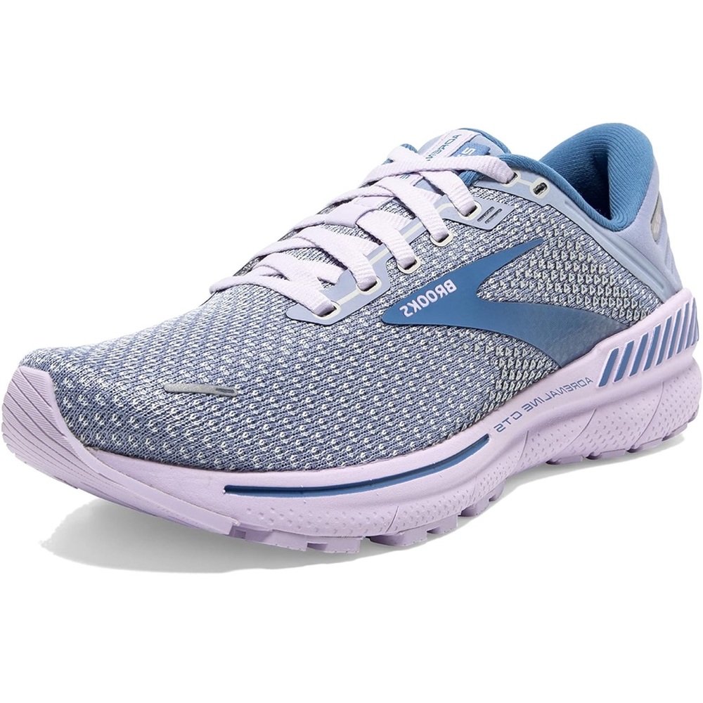 Brooks Women’s Adrenaline GTS 22, size 9.5